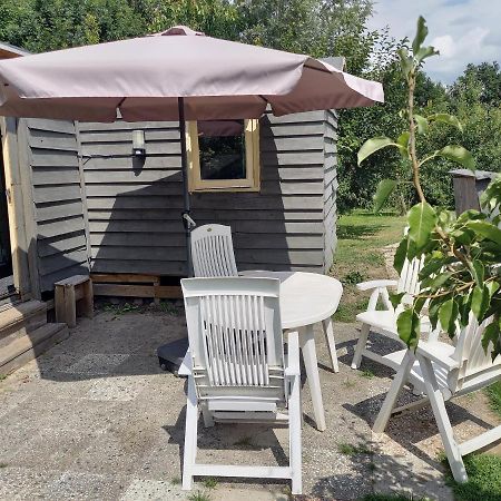 Pipowagen/Chalet De Oude Rijn Bed and Breakfast Harmelen Esterno foto